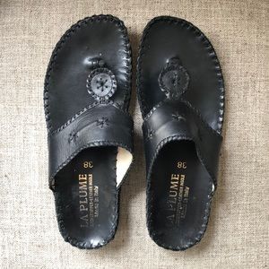 La Plume Italian Leather Slide